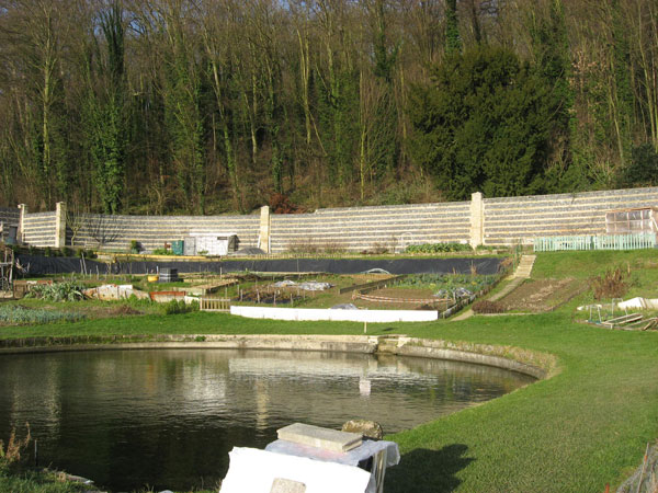 Vue actuelle du jardin de Colmoulins, cliché de l'auteur. Vue actuelle du jardin de Colmoulins, cliché de l'auteur.